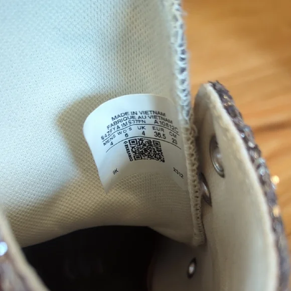 Converse Chuck Taylor Sparkly High-Top Sneakers - Silver - Picture 3 of 6